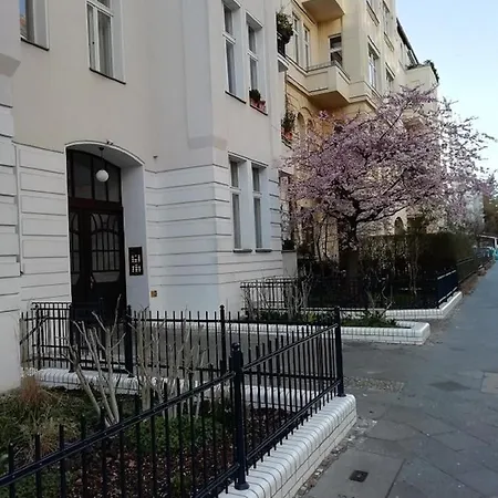 Ansbacher Unterm Dach Penthouse Apartment Berlin